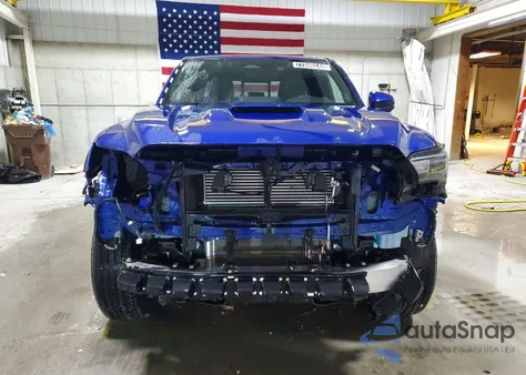 2024 Toyota Tacoma Double Cab z USA, uszkodzony, nr VIN 3TMKB5FN3RM020868